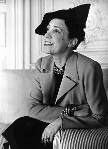 elsa-schiaparelli.jpg