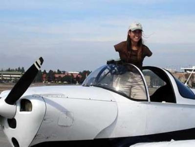 Armless Girl Gets A Pilot License